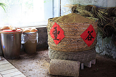 挠尿孔有多痒:揭秘挠尿孔痒感:难以忍受的痒,如何缓解?-1