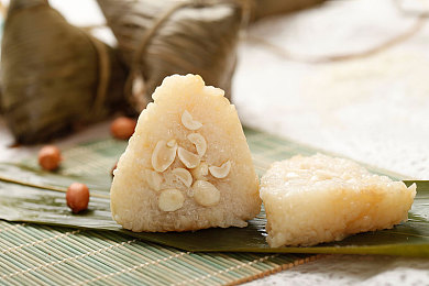 葵司VS黑人巨大根:食界对决:葵司VS黑人巨大根,谁更胜一筹?-1