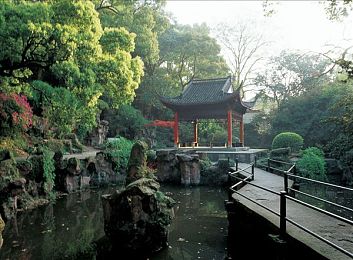 erodensha手机版:拍照神器新登场,手机市场再掀热潮-2