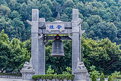 秘 涩涩屋绿巨人色多多:神秘店铺现神秘人物,绿巨人探险寻神秘力量-4
